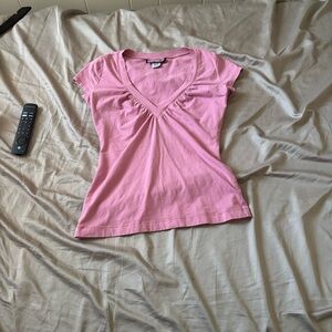 Elegant Pink V-Neck Short Sleeve Top